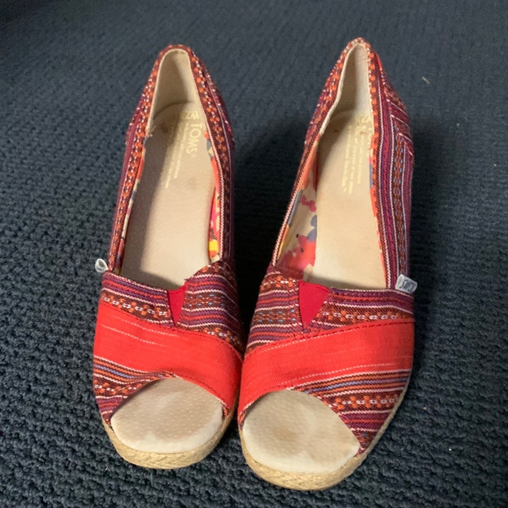 TOMS Lena Wedged Peep Toe Espadrilles